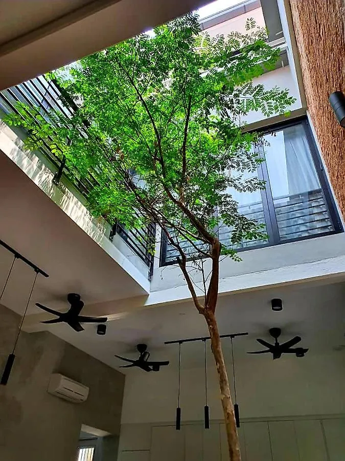 Holiday home Luxurious Georgetown Townhouse In Core Zone